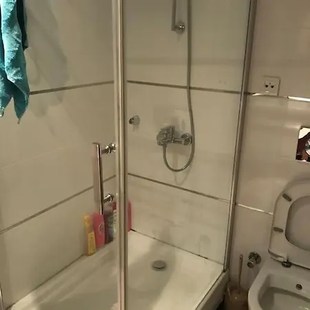 Apartment Havuz Olanagi Mevcut Site Icerisinde 1+1 *